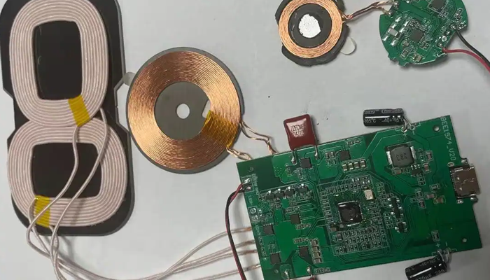 【無(wú)線充電器PCB板披覆膠】高性能保護(hù)涂層，保障設(shè)備耐用與穩(wěn)定性